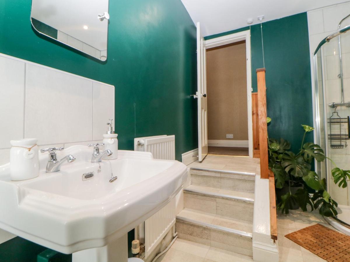 26 King Street Villa ทาวิสต็อก ภายนอก รูปภาพ